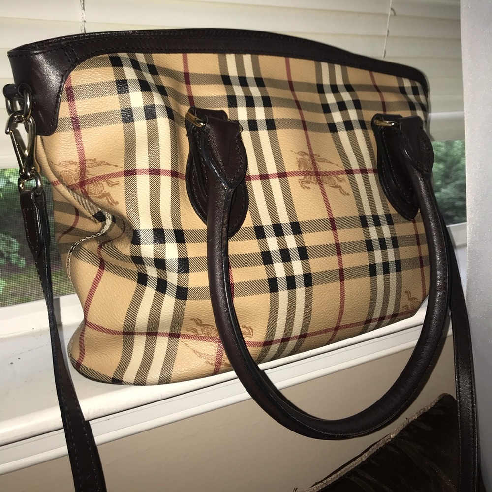 Burberry Haymark Check - Authentic Crossbody Bag